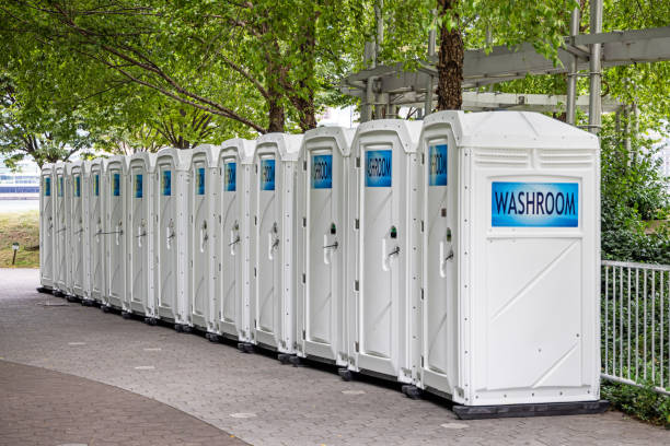 Best Portable toilet rental cost  in Schoolcraft, MI